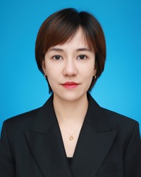 姚依璐